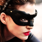 Anne Hathaway souhaite redevenir Catwoman car le personnage lui manque …