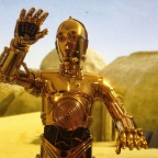 Anthony Daniels parle de son costume de C-3PO